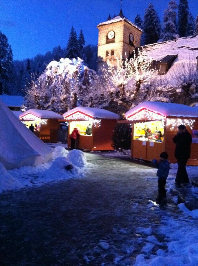 Samoëns Maison Du Bourg מראה חיצוני תמונה